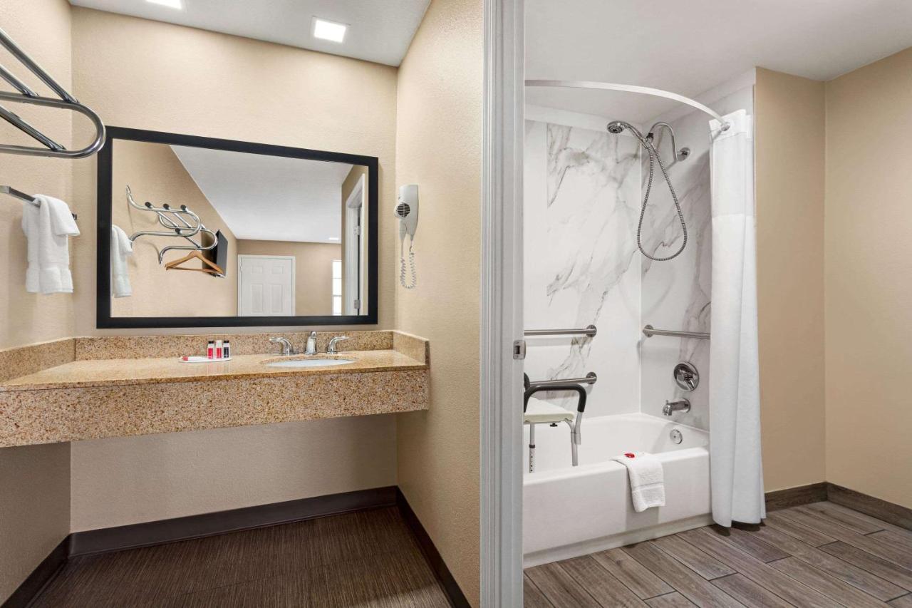 Super 8 By Wyndham Foley Motel Ngoại thất bức ảnh