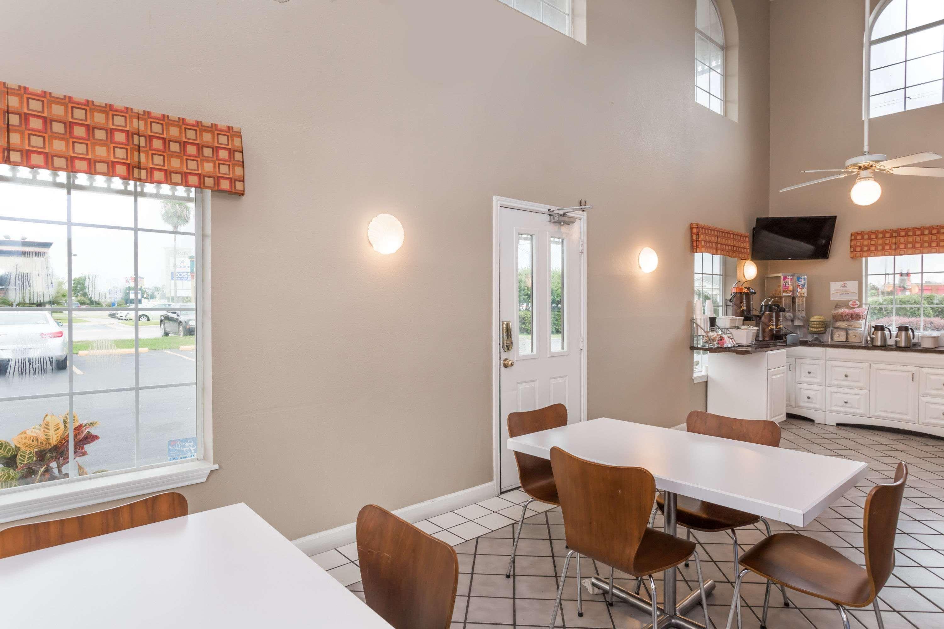 Super 8 By Wyndham Foley Motel Ngoại thất bức ảnh