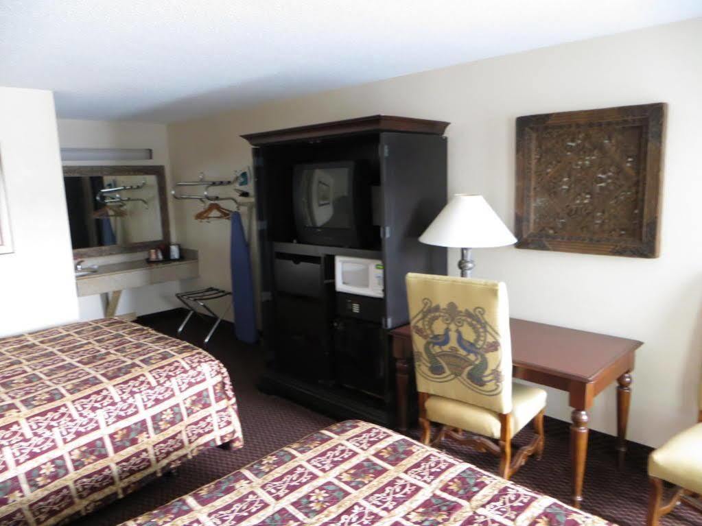 Super 8 By Wyndham Foley Motel Ngoại thất bức ảnh